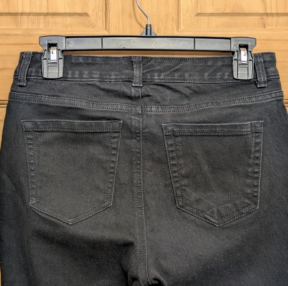 Charter Club Black Jeans Lexington Straight Sz 6 Slimming Bohemian Y2K Bohemian - Picture 7 of 11